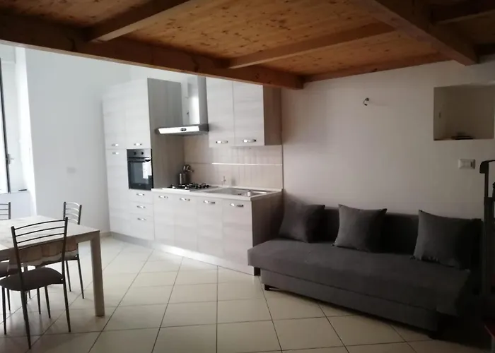 Aurora Apartment Nel Cuore Di Napoli